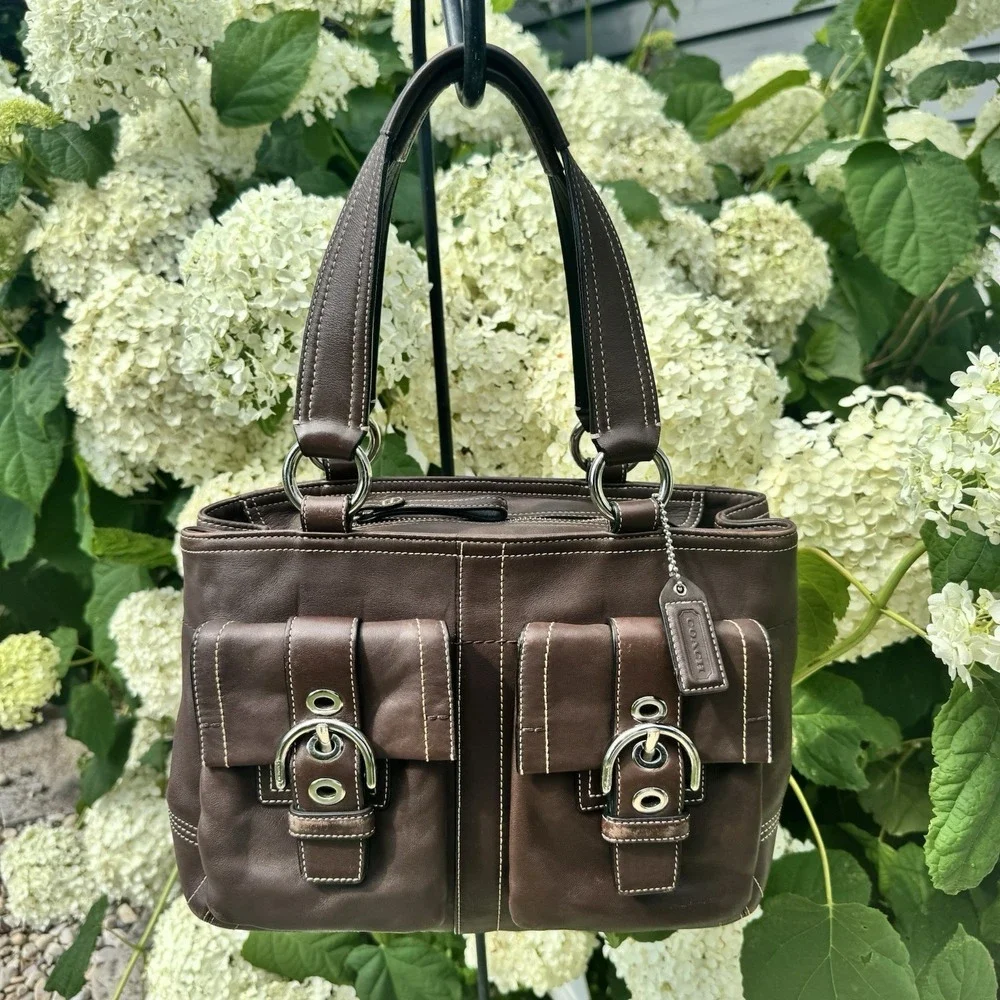 COACH SOHO Tote Chocolate Brown Buckle, Snap, Zip Shoulder Bag Purse EUC